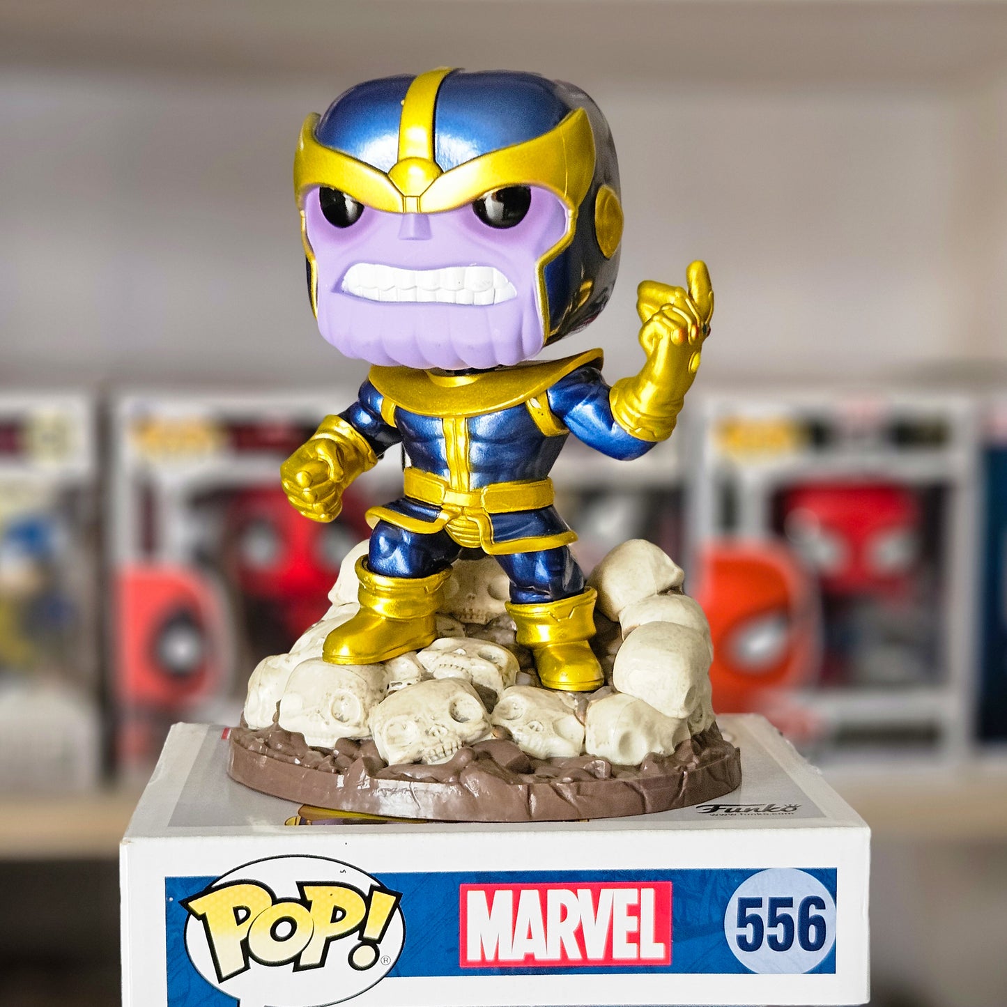 Thanos Deluxe 6 pulgadas Exclusivo PX : Marvel 80 Aniversario - Funko Pop!